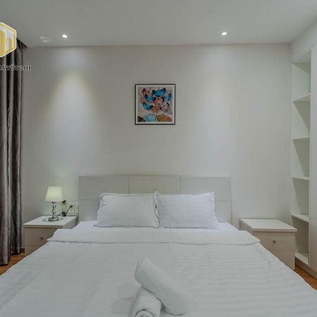 Cozy Apartment, City Center , The Goldview D4 Хошимин Экстерьер фото